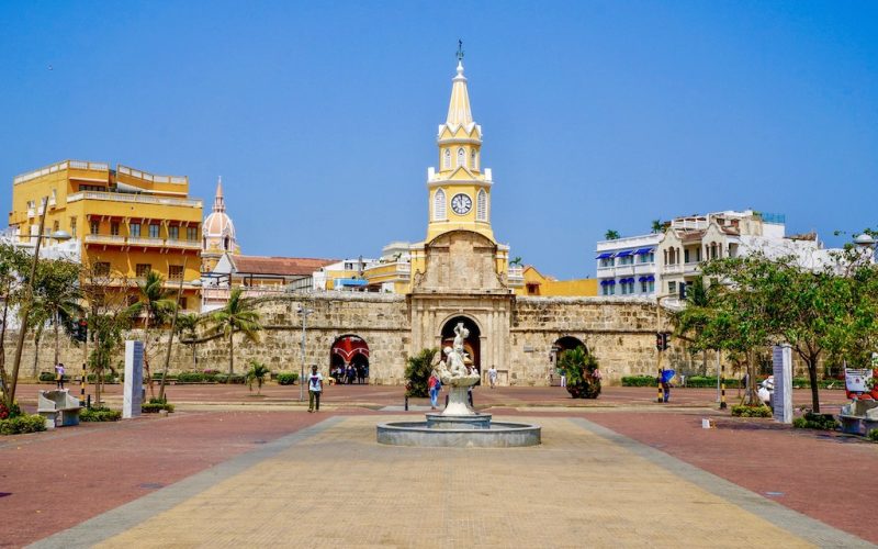 colorful-buildings-in-cartagena-colombia-2022-11-16-17-52-20-utc